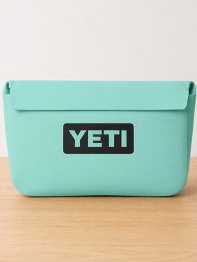 SEAFOAM Yeti Sidekick Dry 3L Gear Case in Seafoam Green